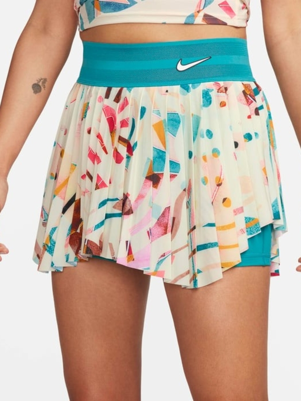 NWOT Nike Women's Teal Waist Pleated Mini Skirt with Multicolor Abstract Print